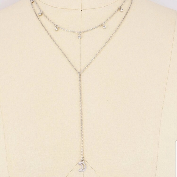 *Lucy* Silver Layered Necklace - Picture 6 of 7